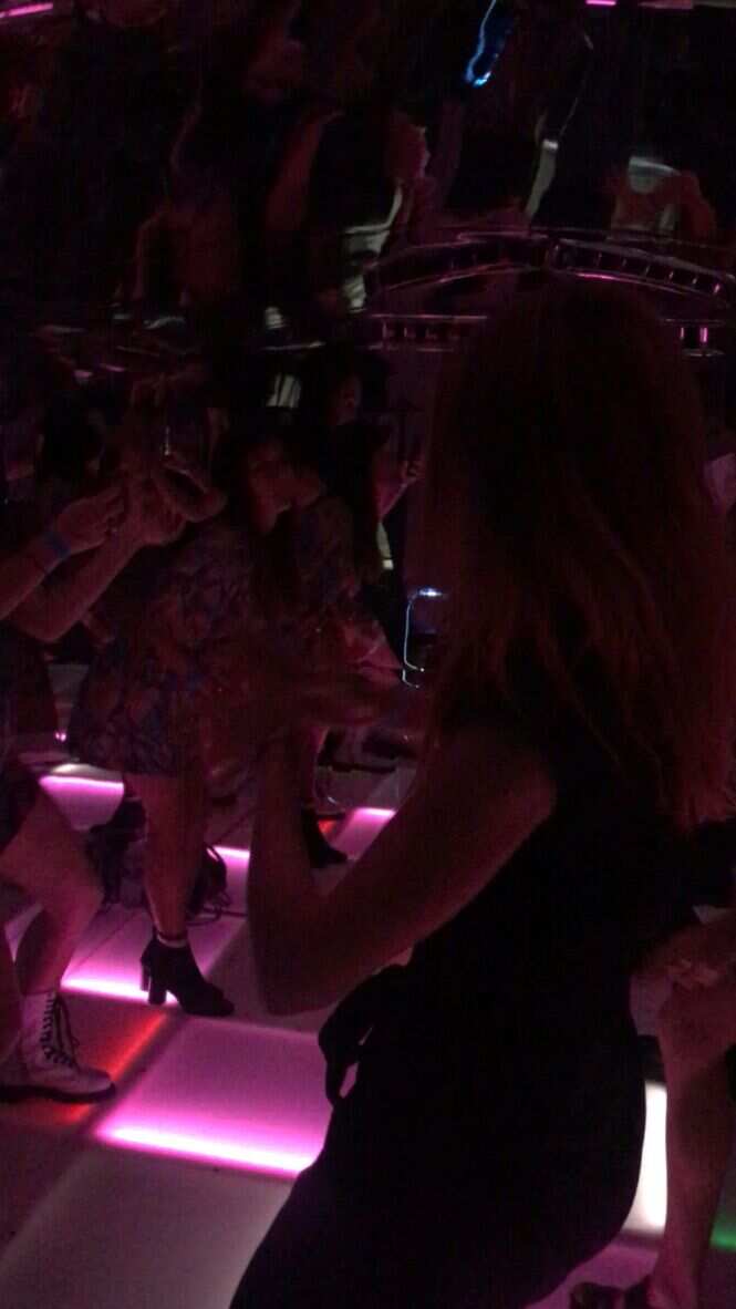 Zerospace bus render — exterior view 14