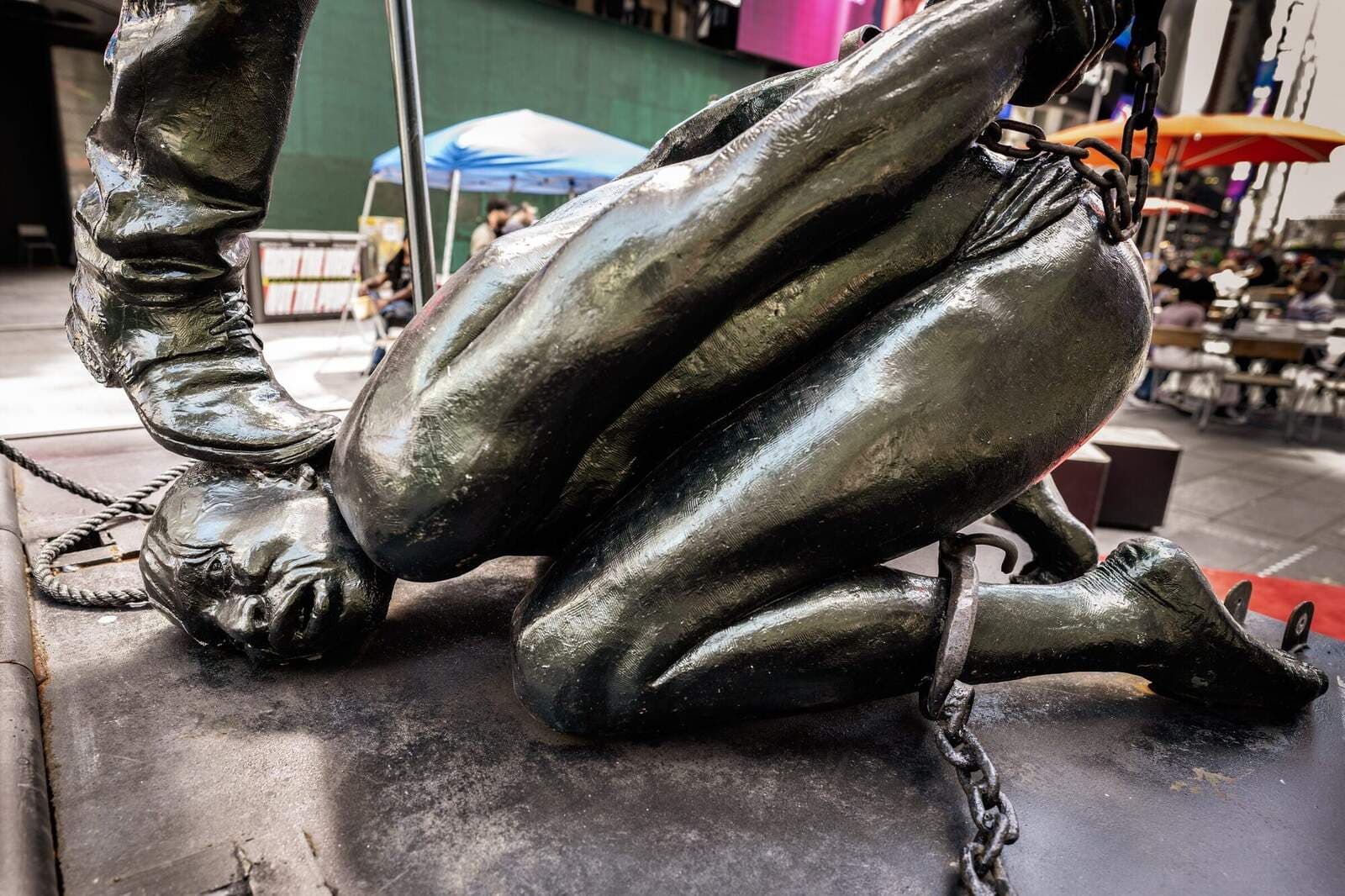 Base figure in chains