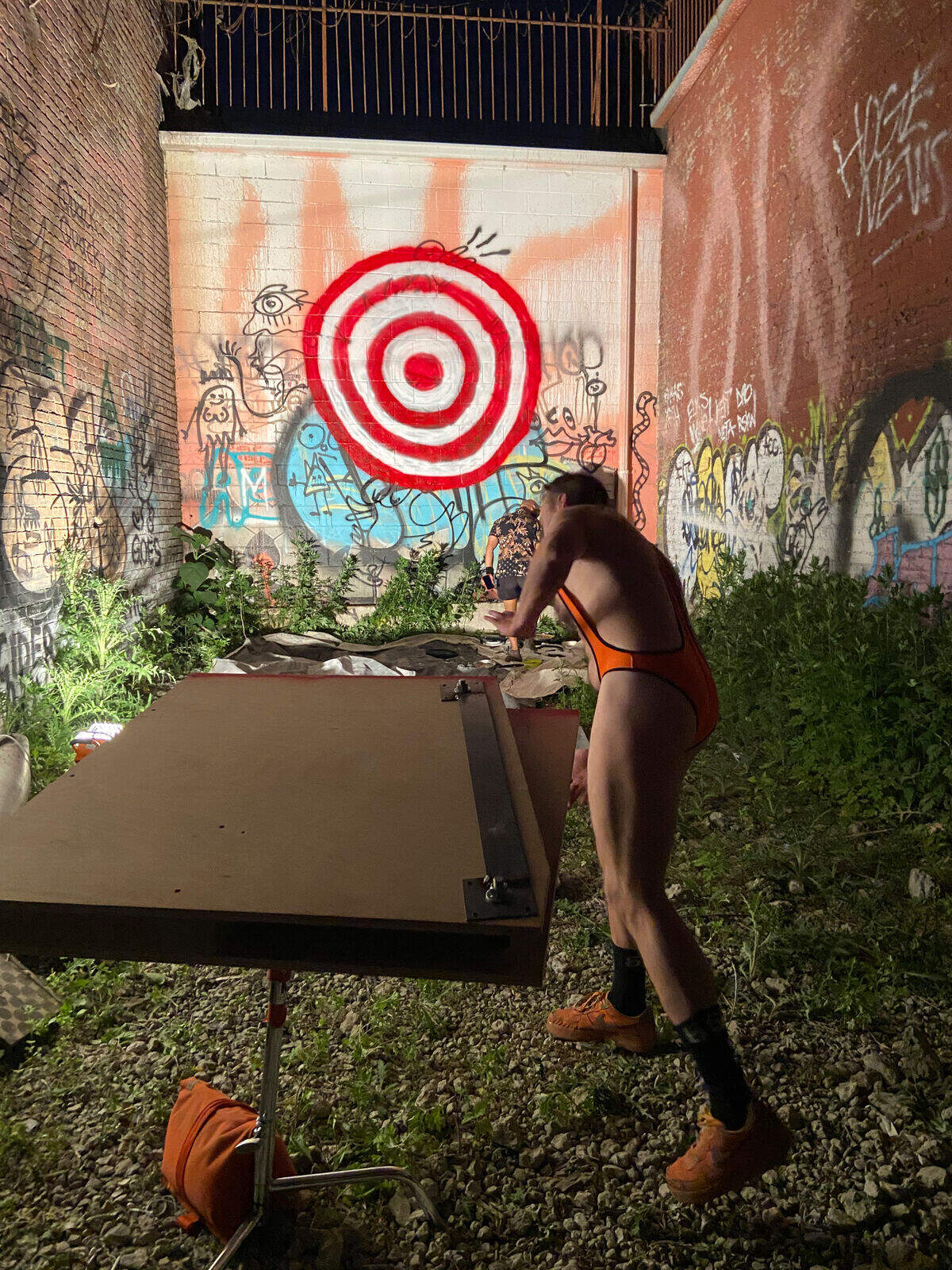 Clock Throwing Machine in action