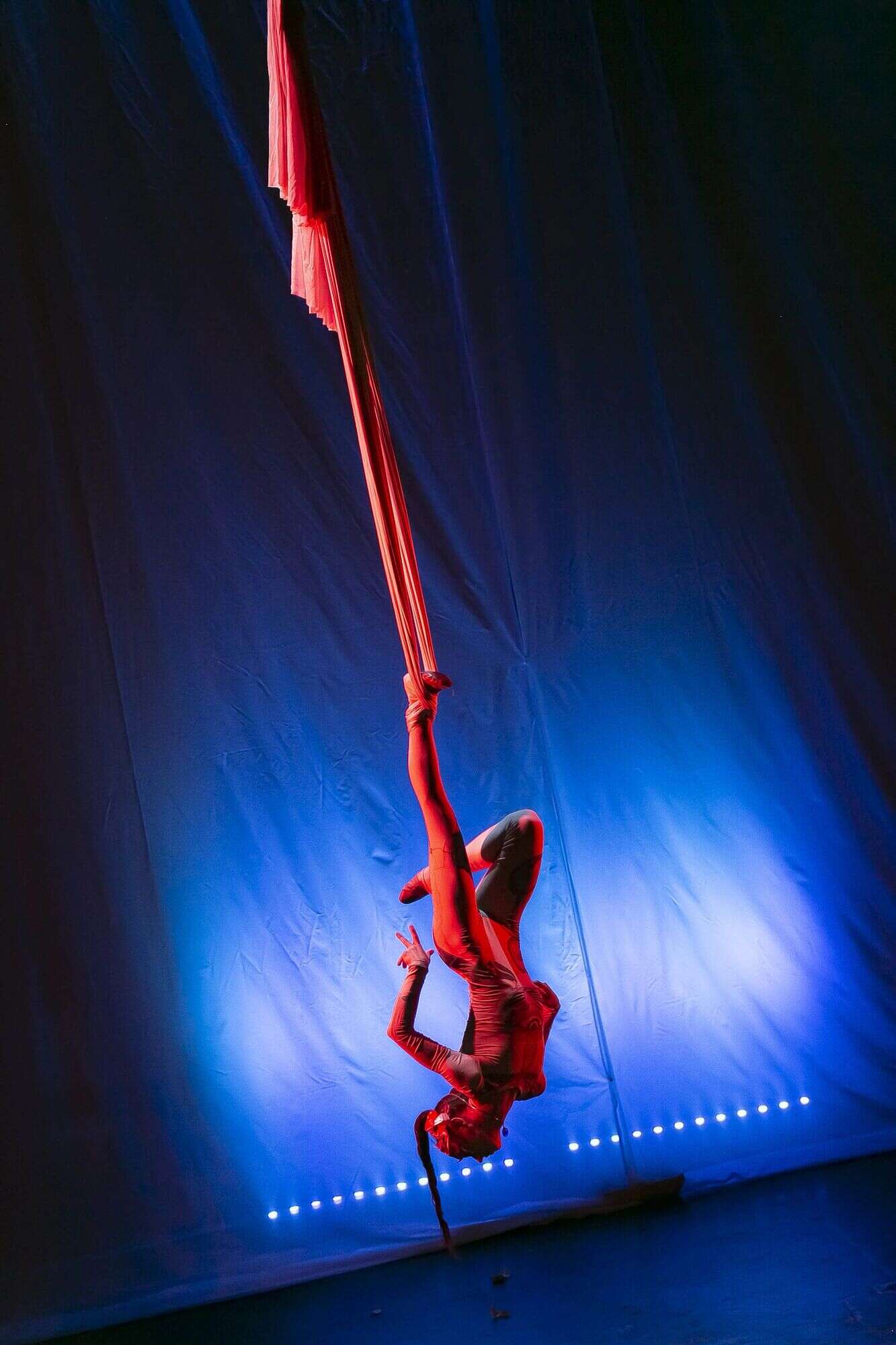 Aerial performer on silk